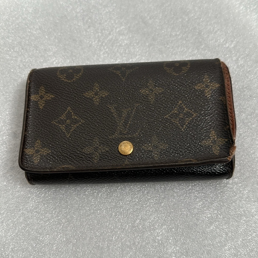 LV MONOGRAM SNAP WALLET